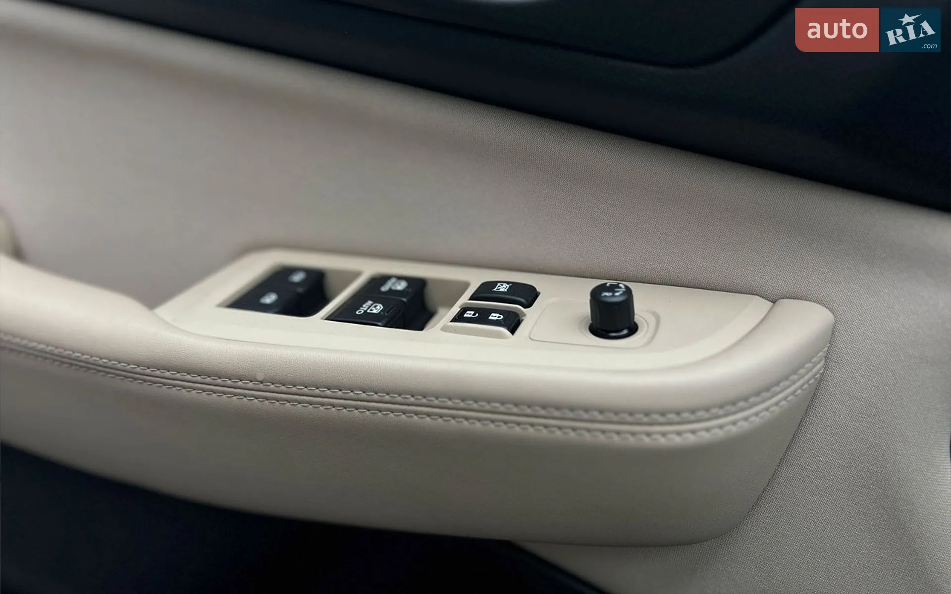 2016 Subaru Legacy - мініатюра 12