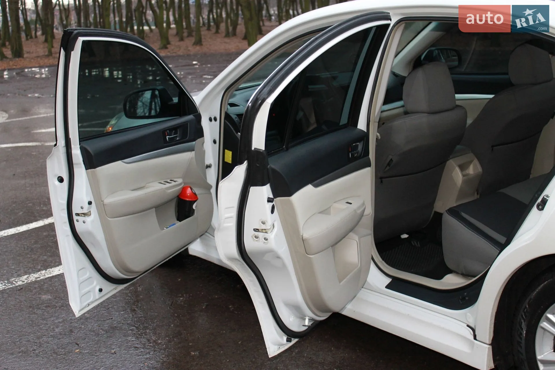 2011 Subaru Legacy - мініатюра 14