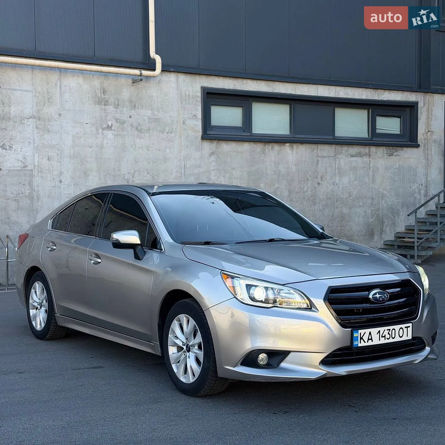 2016 Subaru Legacy - мініатюра 3