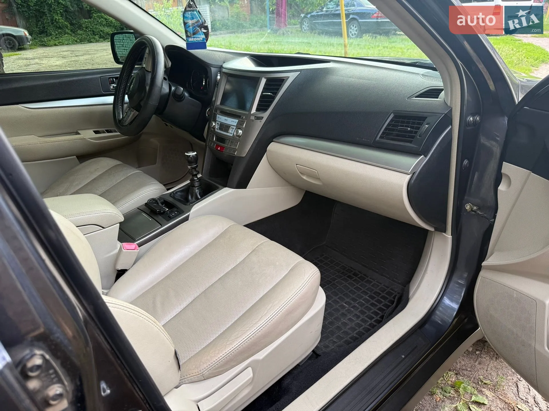 2010 Subaru Outback - мініатюра 8