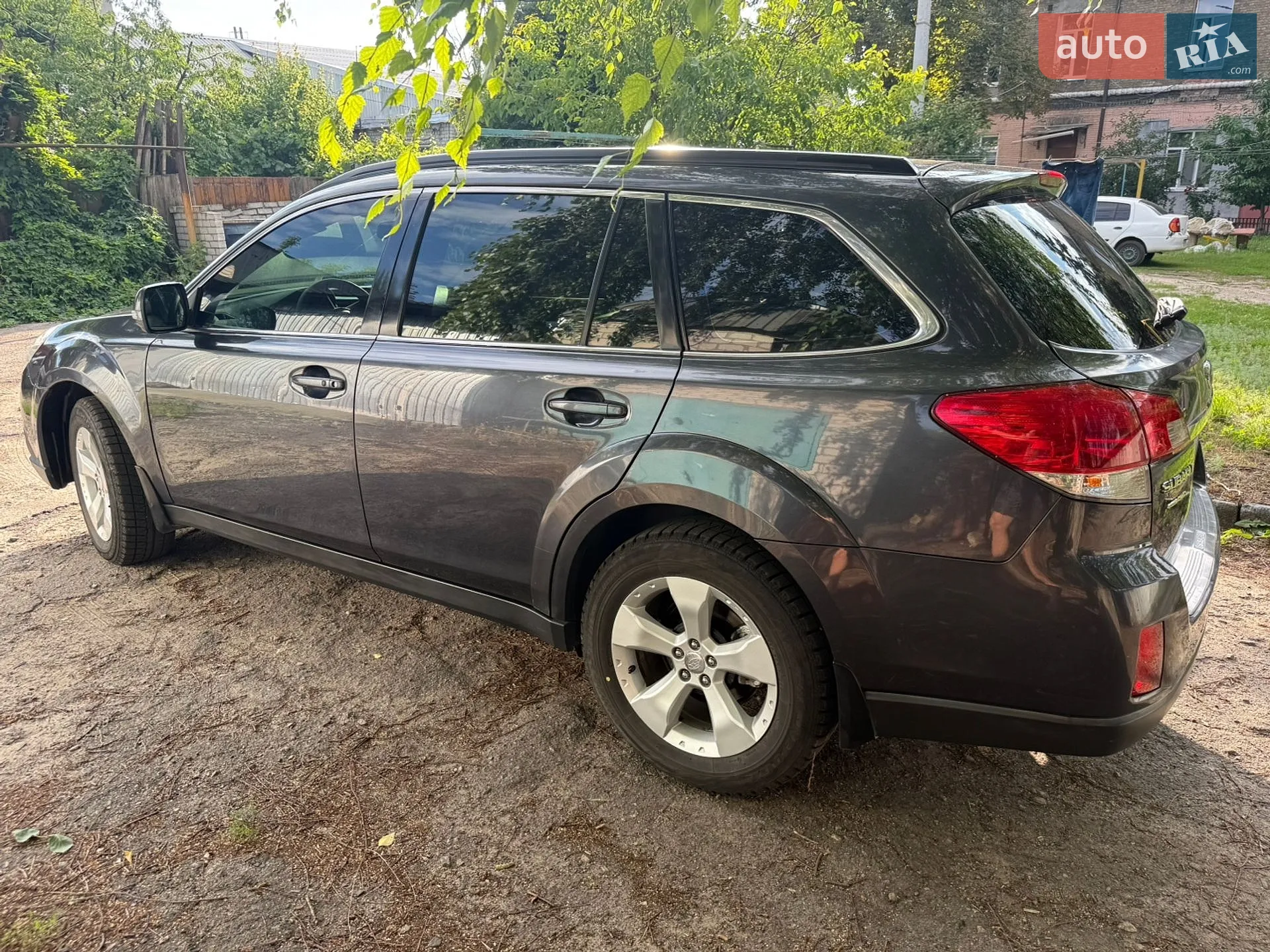 2010 Subaru Outback - мініатюра 5