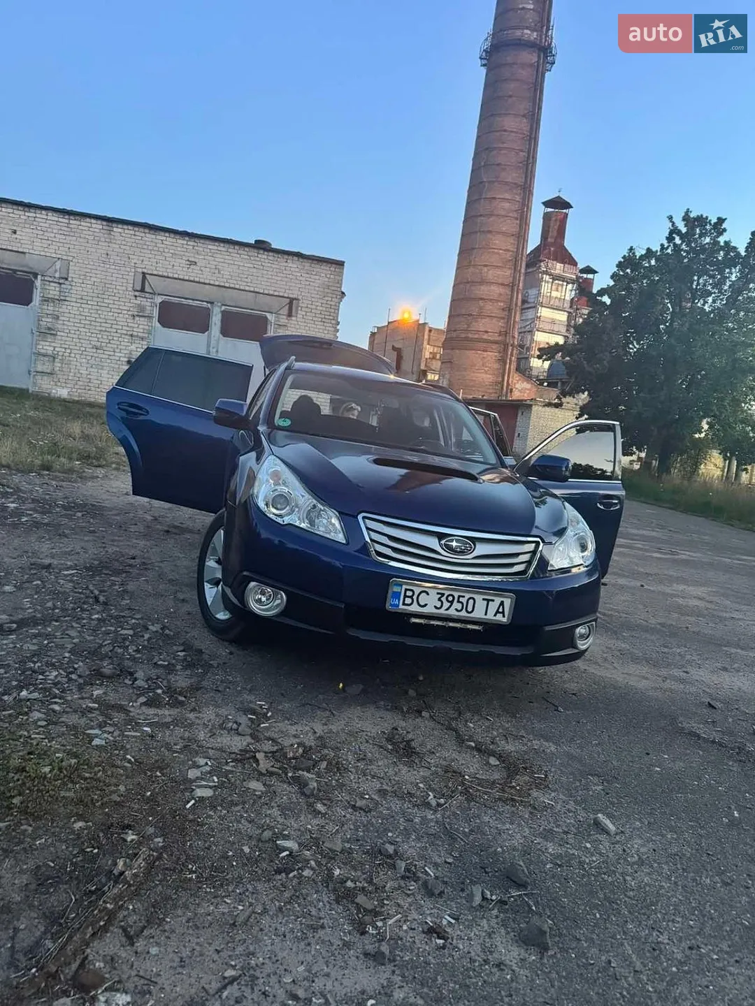 2011 Subaru Legacy - мініатюра 4