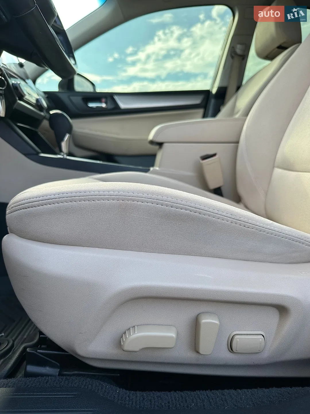 2018 Subaru Legacy - мініатюра 19
