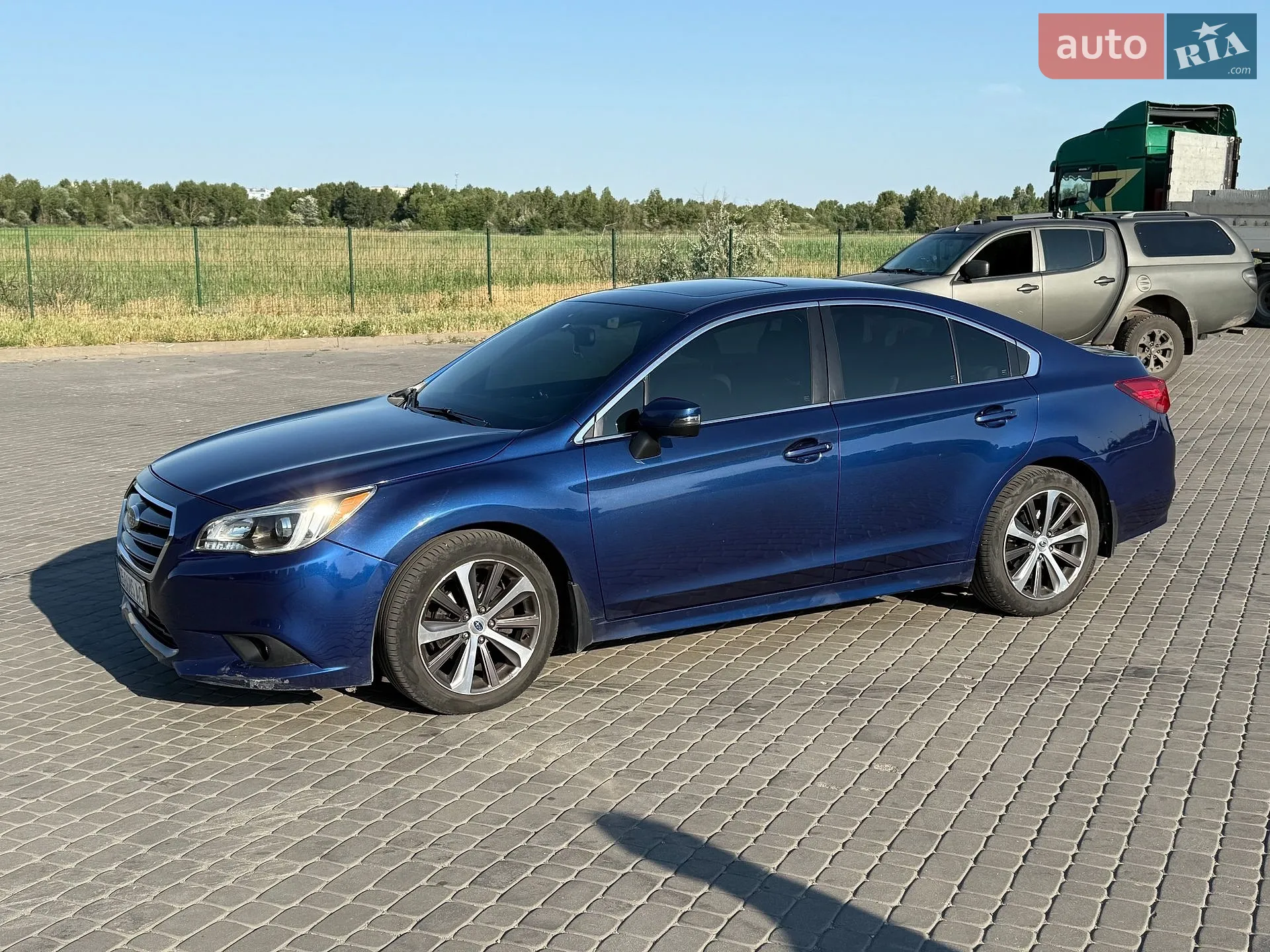 2015 Subaru Legacy - мініатюра 2
