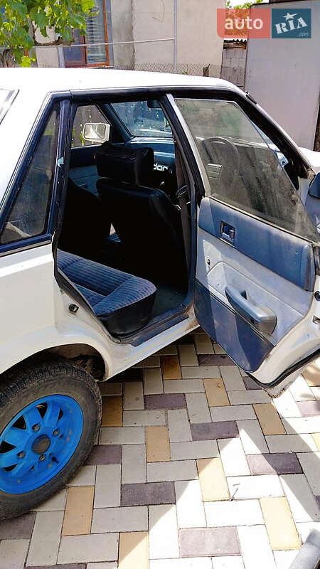 Седан Subaru Leone 1988 в Одессе фото 5 Седан Subaru Leone 1988 в Одессе