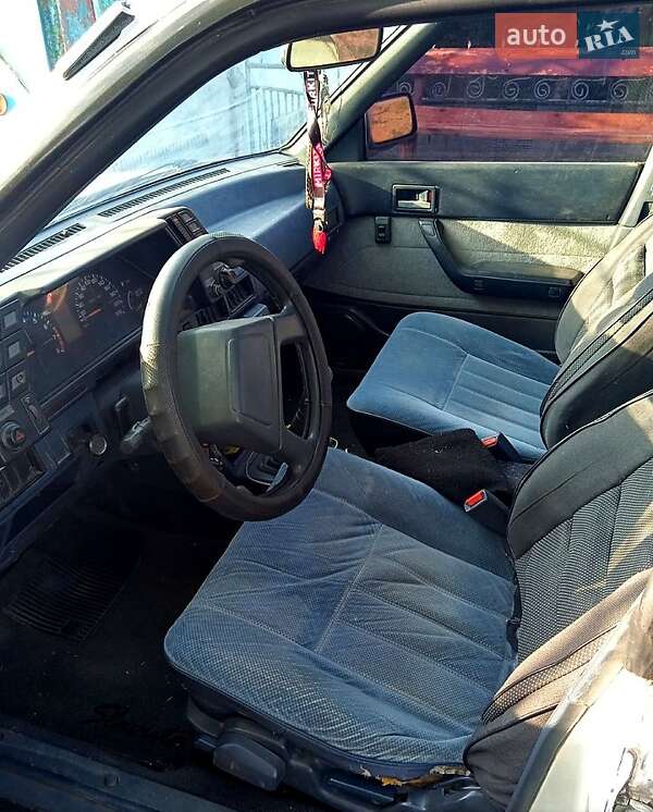 Седан Subaru Leone 1988 в Еланце фото 2 Седан Subaru Leone 1988 в Еланце