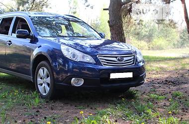 Универсал Subaru Outback 2011 в 