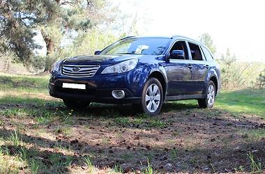 Универсал Subaru Outback 2011 в 