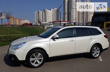 Внедорожник / Кроссовер Subaru Outback 2013 в Киеве