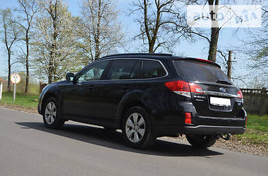 Внедорожник / Кроссовер Subaru Outback 2010 в Дрогобыче