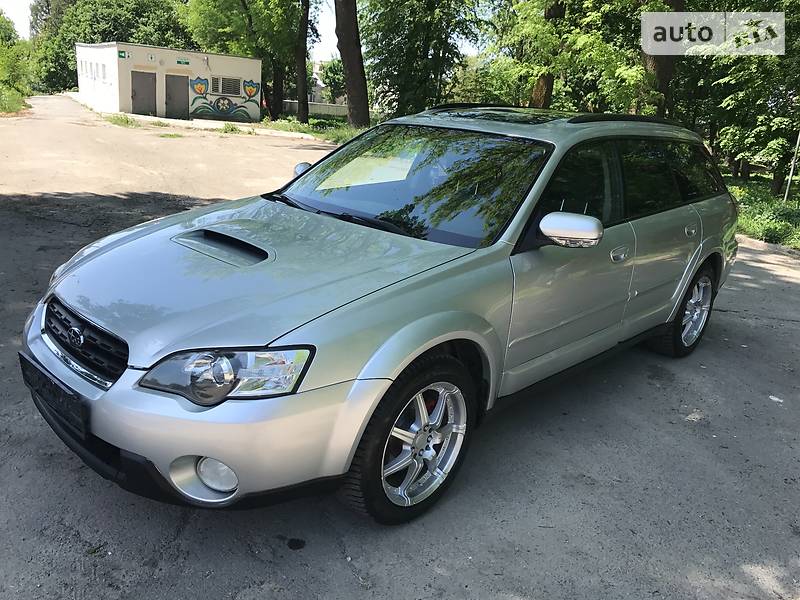 Subaru Outback 2005 року