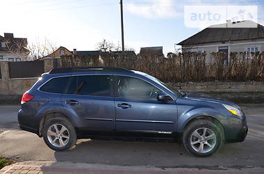 Внедорожник / Кроссовер Subaru Outback 2013 в Тернополе