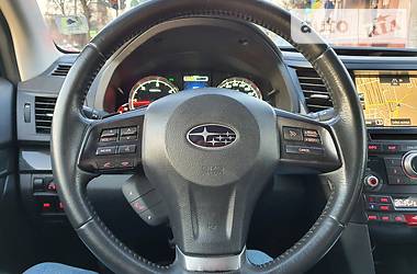 Позашляховик / Кросовер Subaru Outback 2014 в Львові