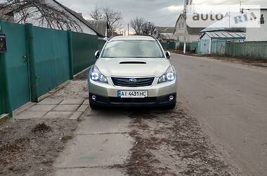 Универсал Subaru Outback 2010 в Киеве