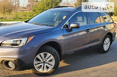 Позашляховик / Кросовер Subaru Outback 2017 в 
