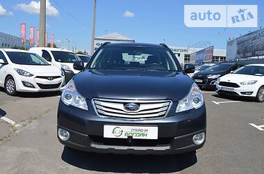 Позашляховик / Кросовер Subaru Outback 2011 в Києві