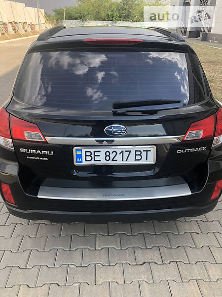 Позашляховик / Кросовер Subaru Outback 2011 в Миколаєві