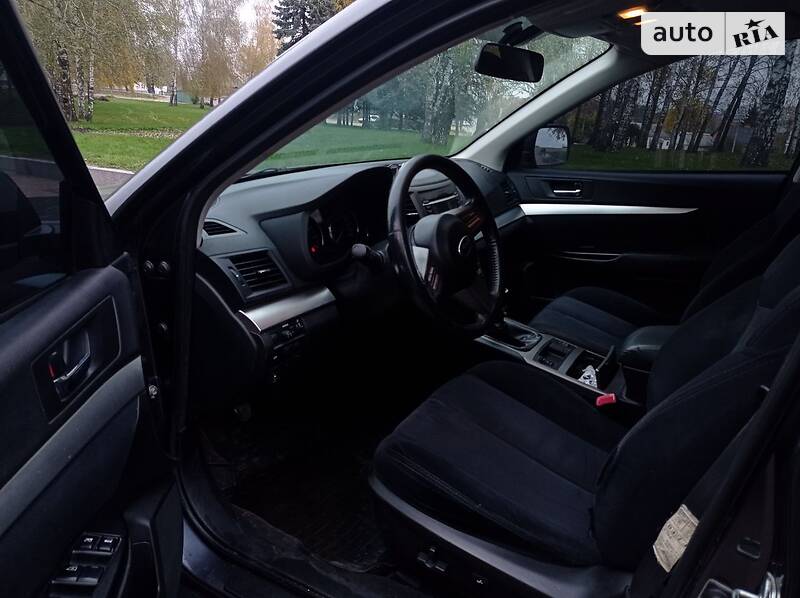 Позашляховик / Кросовер Subaru Outback 2011 в Житомирі
