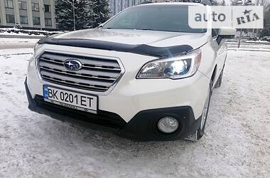 Позашляховик / Кросовер Subaru Outback 2017 в Рівному