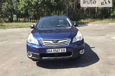 Універсал Subaru Outback 2010 в Києві