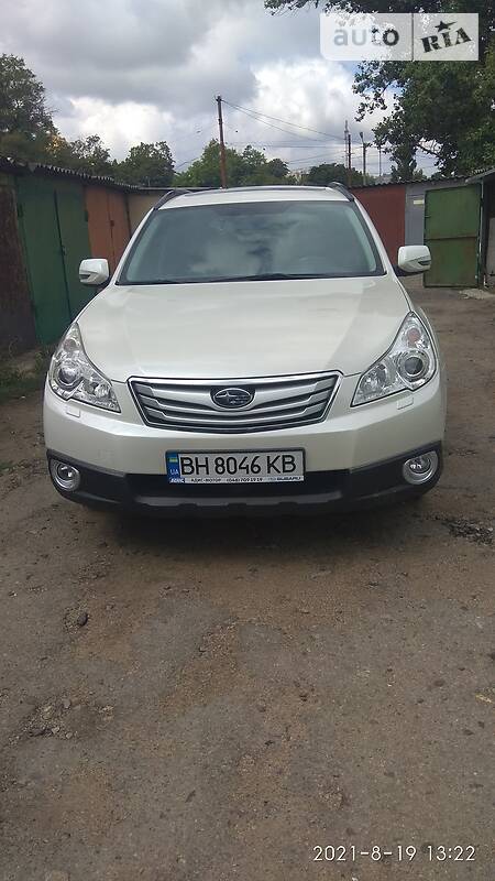 Універсал Subaru Outback 2011 в Одесі