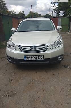 Универсал Subaru Outback 2011 в 