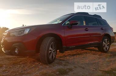 Внедорожник / Кроссовер Subaru Outback 2017 в Виннице