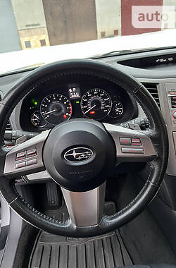 Универсал Subaru Outback 2010 в Тернополе