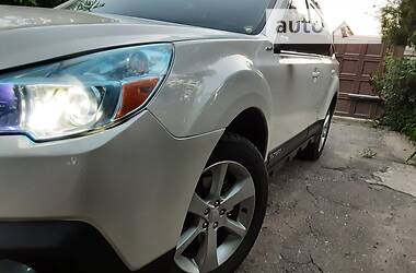 Позашляховик / Кросовер Subaru Outback 2014 в Харкові