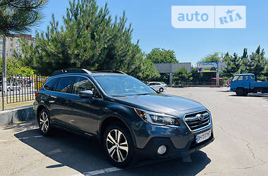 Позашляховик / Кросовер Subaru Outback 2018 в Одесі