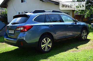 Универсал Subaru Outback 2017 в Монастыриске