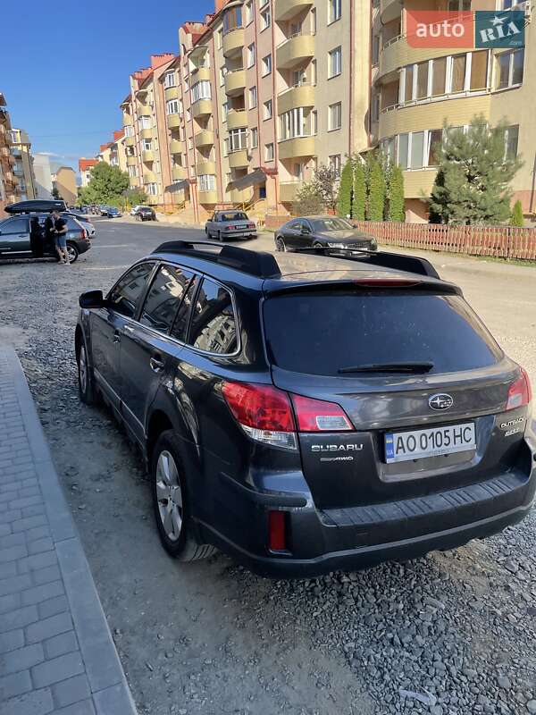 Універсал Subaru Outback 2012 в Ужгороді