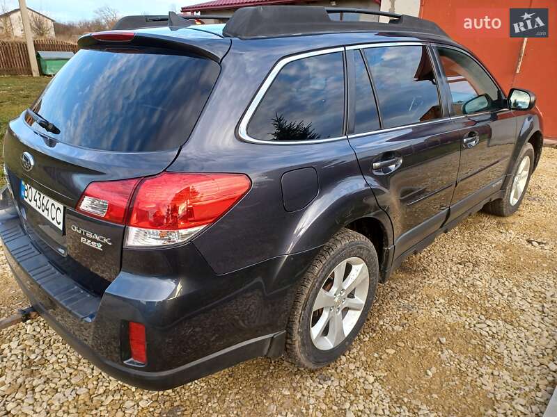 Універсал Subaru Outback 2012 в Тернополі