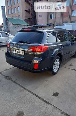 Універсал Subaru Outback 2011 в Черкасах