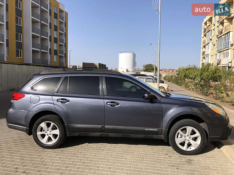 Універсал Subaru Outback 2013 в Одесі