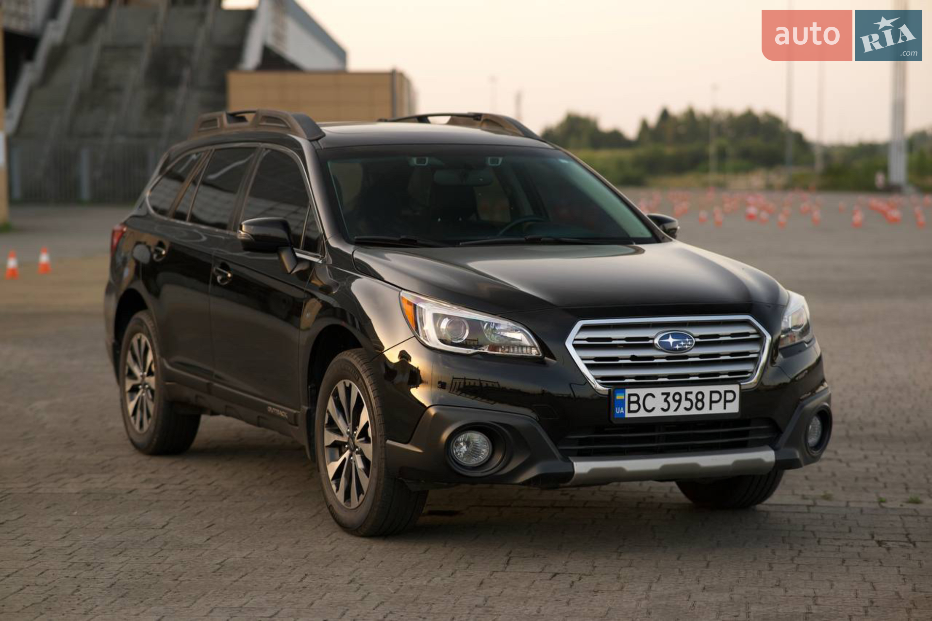 2015 Subaru Outback - мініатюра 4