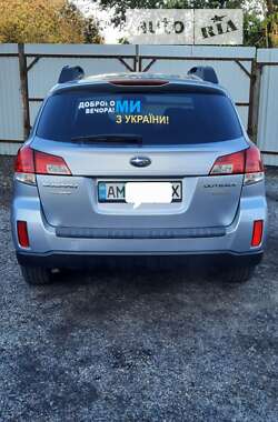 Универсал Subaru Outback 2013 в Романове