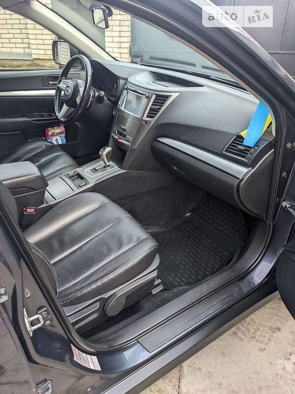 Универсал Subaru Outback 2011 в Жмеринке