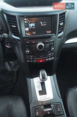 Универсал Subaru Outback 2013 в Житомире