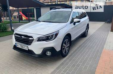 Позашляховик / Кросовер Subaru Outback 2018 в Києві