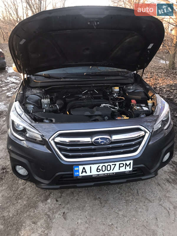 Универсал Subaru Outback 2014 в Киеве