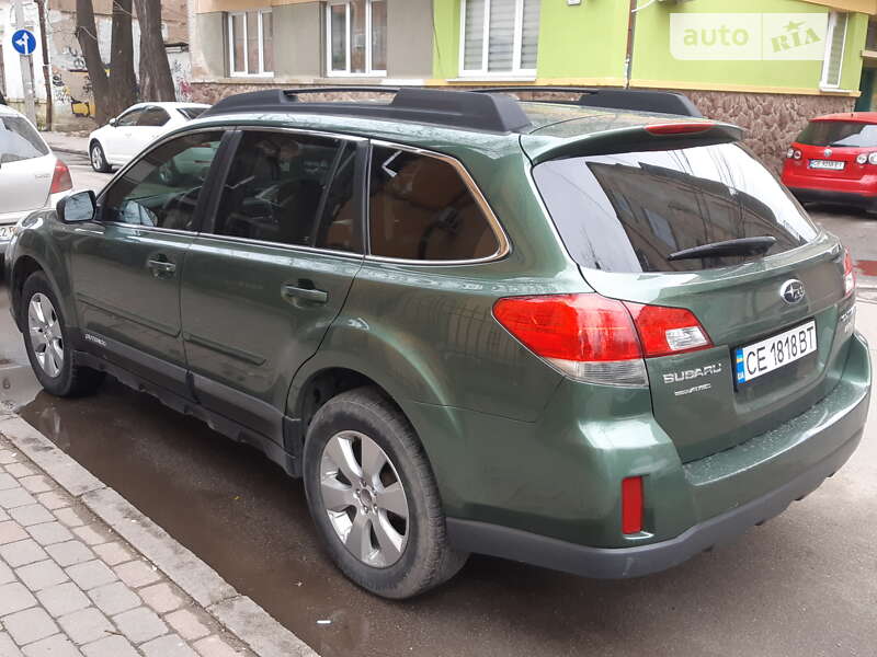 Универсал Subaru Outback 2012 в Черновцах