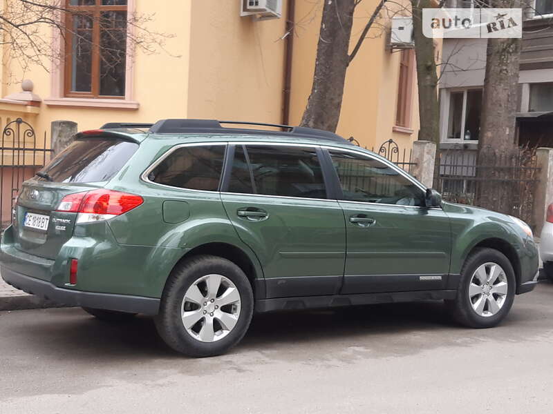Универсал Subaru Outback 2012 в Черновцах