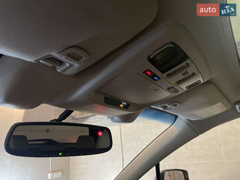 Универсал Subaru Outback 2016 в Киеве фото 28 Универсал Subaru Outback 2016 в Киеве