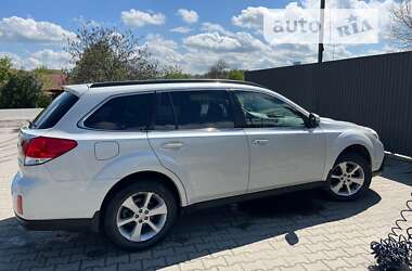 Универсал Subaru Outback 2013 в Косове