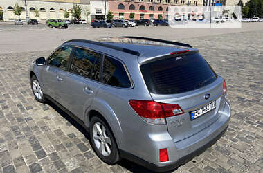 Универсал Subaru Outback 2013 в Краснограде