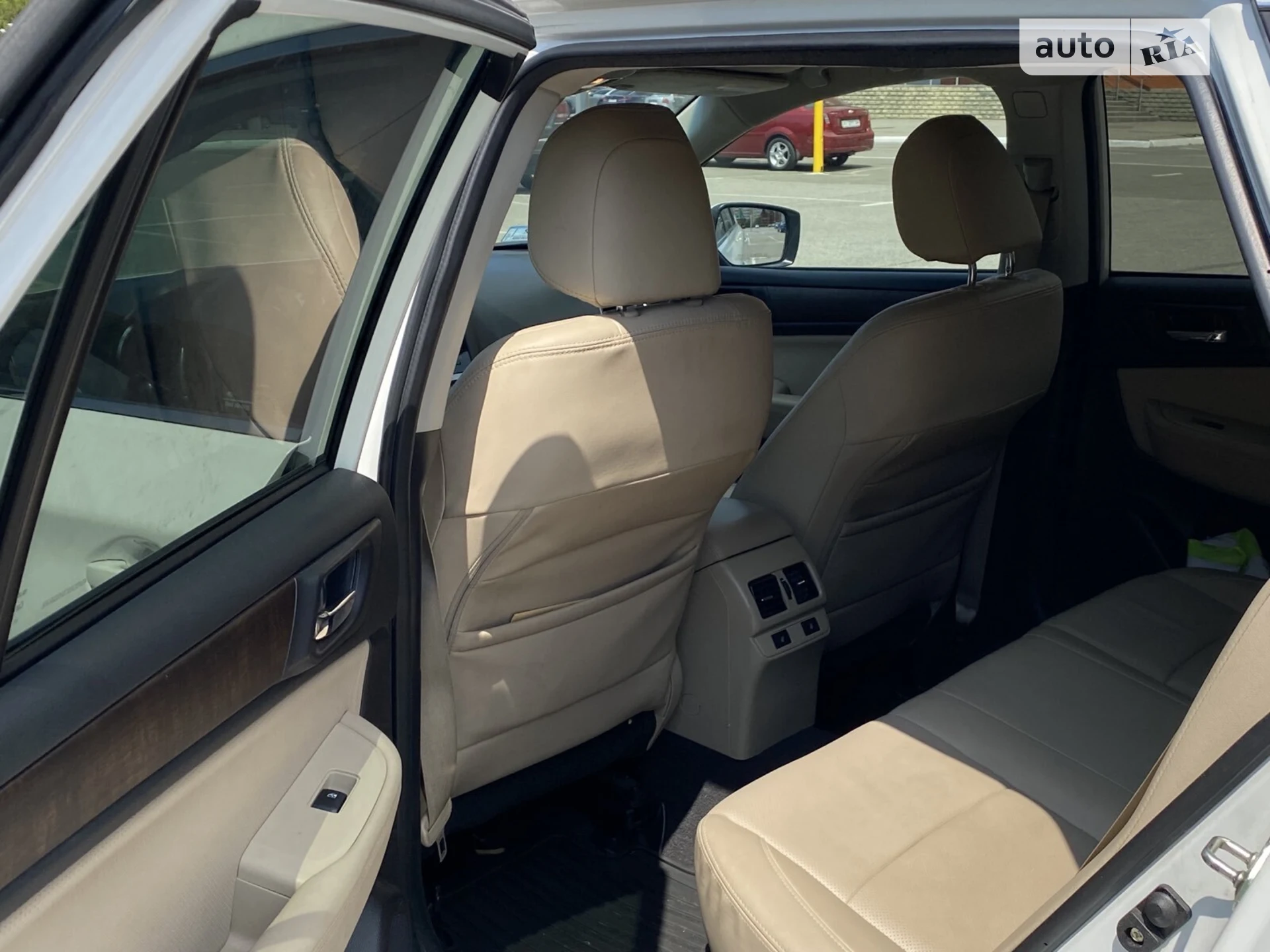 2017 Subaru Outback - мініатюра 9