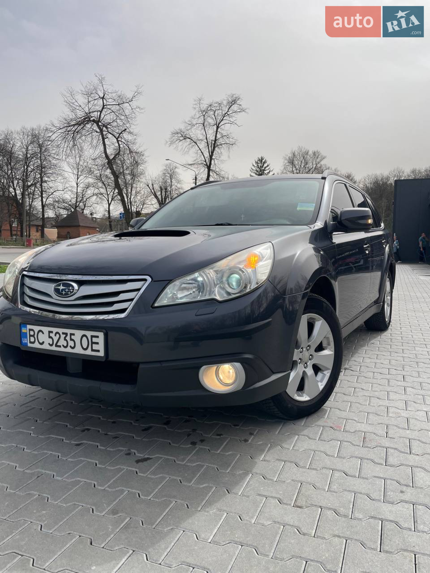 2010 Subaru Outback - мініатюра 12
