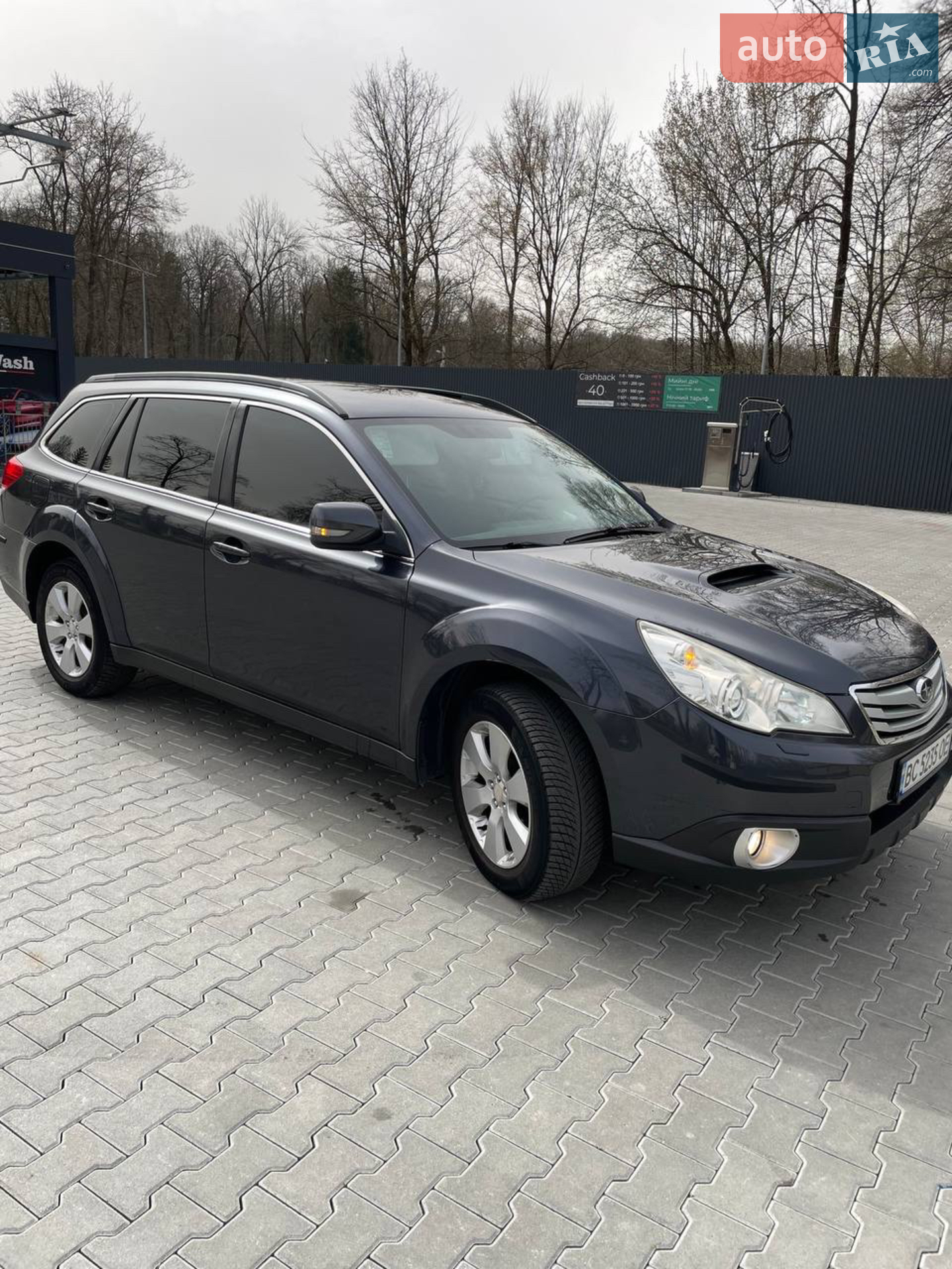 2010 Subaru Outback - фото 1