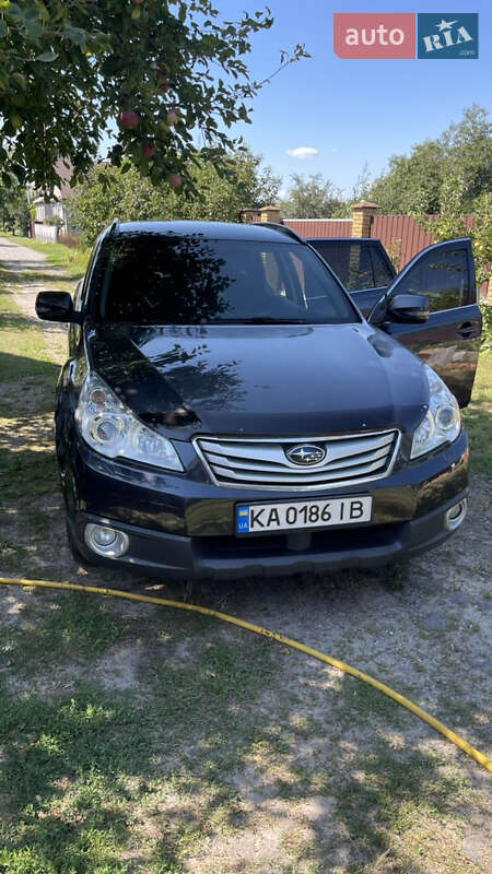 Subaru Outback 2010